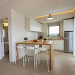 דירה Abelia Luxurious פיניקונטה
