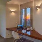 דירה Abelia Luxurious פיניקונטה