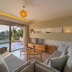 Abelia Luxurious דירה