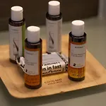 Abelia Luxurious * פיניקונטה