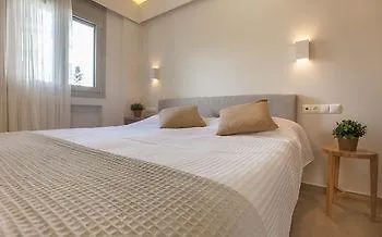 Abelia Luxurious Апартаменты