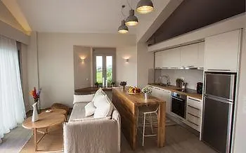 Abelia Luxurious Appartement Finikounta