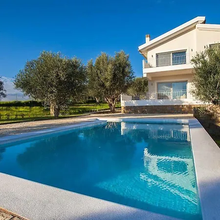 Abelia Luxurious * Finikounta