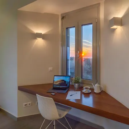 Lägenhet Abelia Luxurious Finikounta