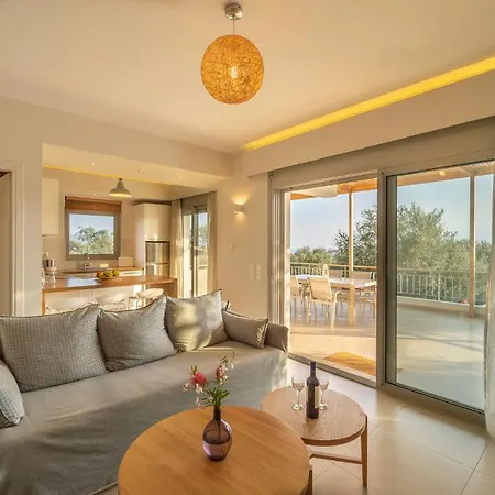 Abelia Luxurious Lägenhet Finikounta