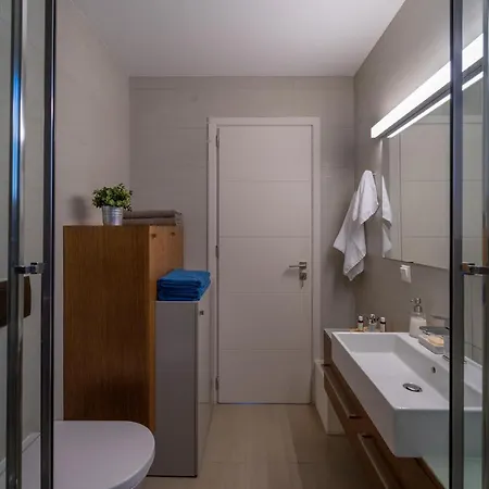 Abelia Luxurious Finikounda