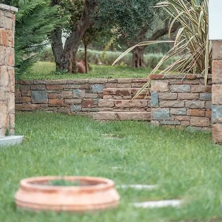 Abelia Luxurious Appartement Finikounta