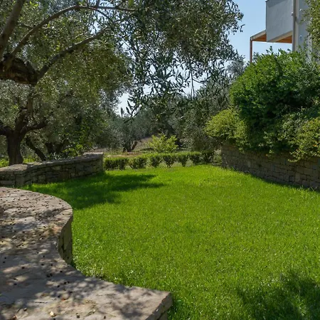 Abelia Luxurious דירה
