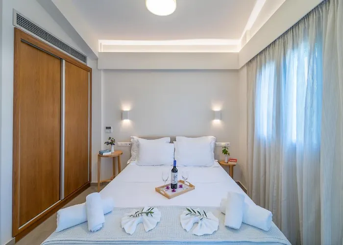 Abelia Luxurious Lejlighed Finikounta