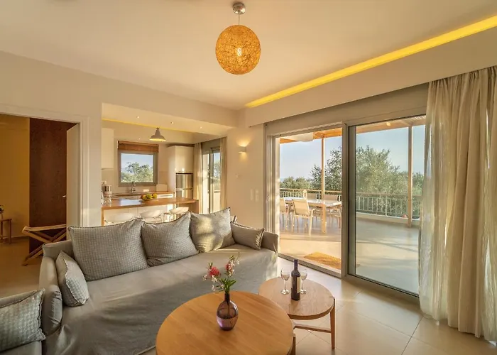 Abelia Luxurious Lejlighed Finikounta