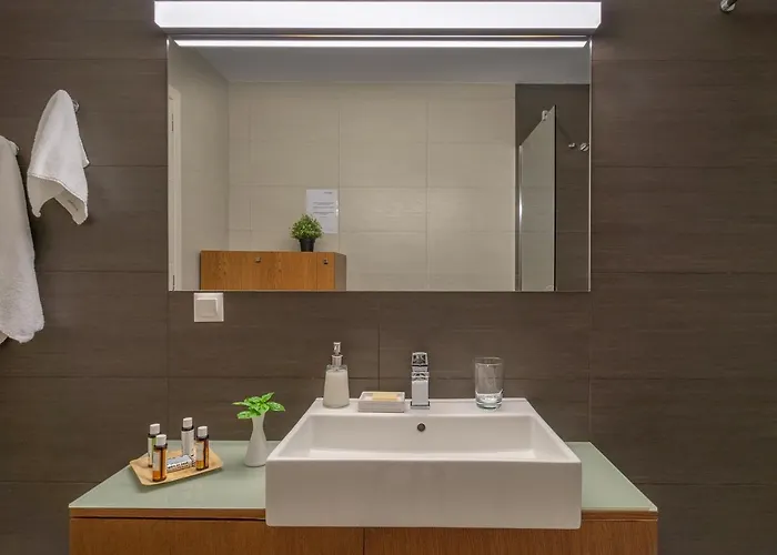 Abelia Luxurious Finikúnda